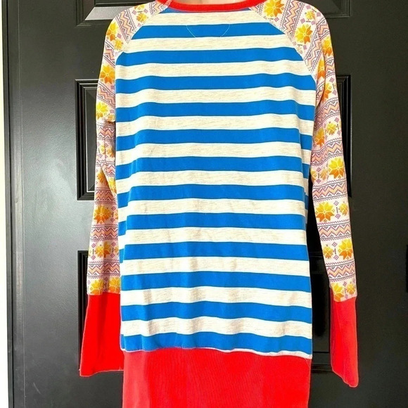 Anthropologie scrapbook Top size Med - Picture 4 of 6